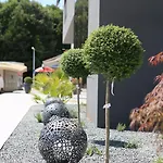 Leone Otel