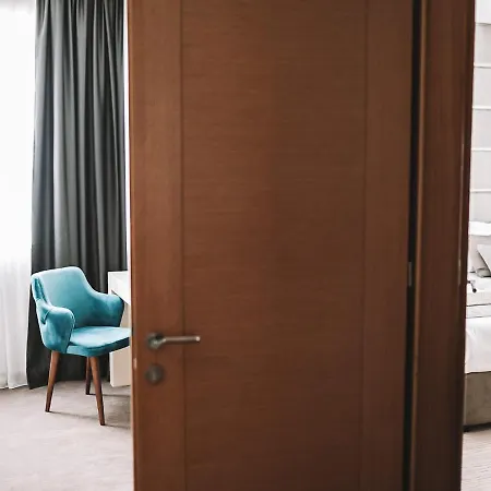 Leone Hotel 4*