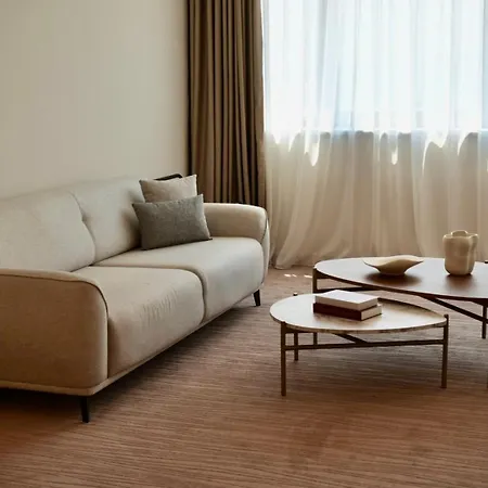 Leone Hotel