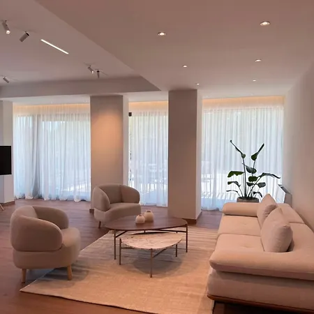 Leone Hotel 4*