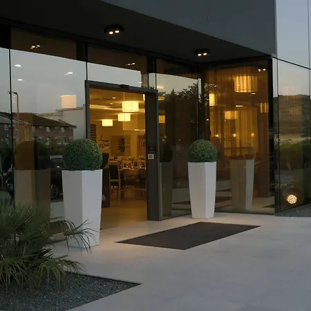 雄狮酒店 Međugorje